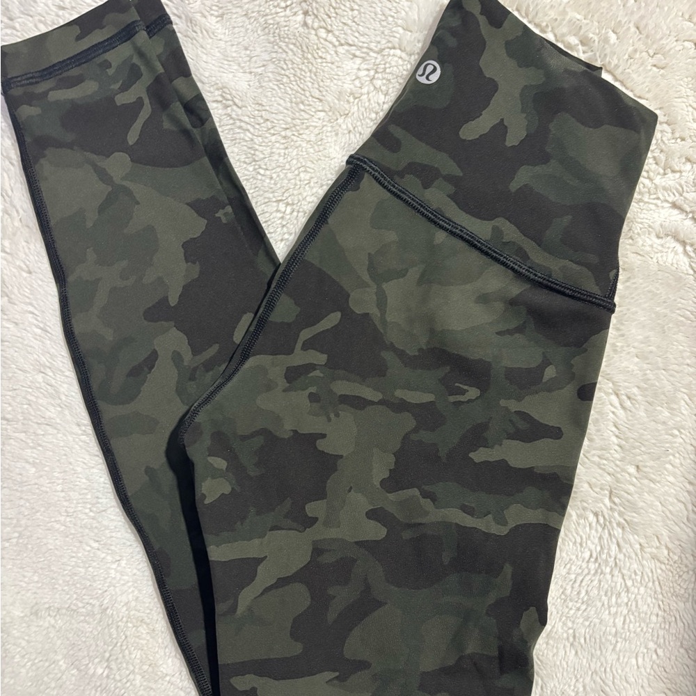 NWOT Lululemon Leggings